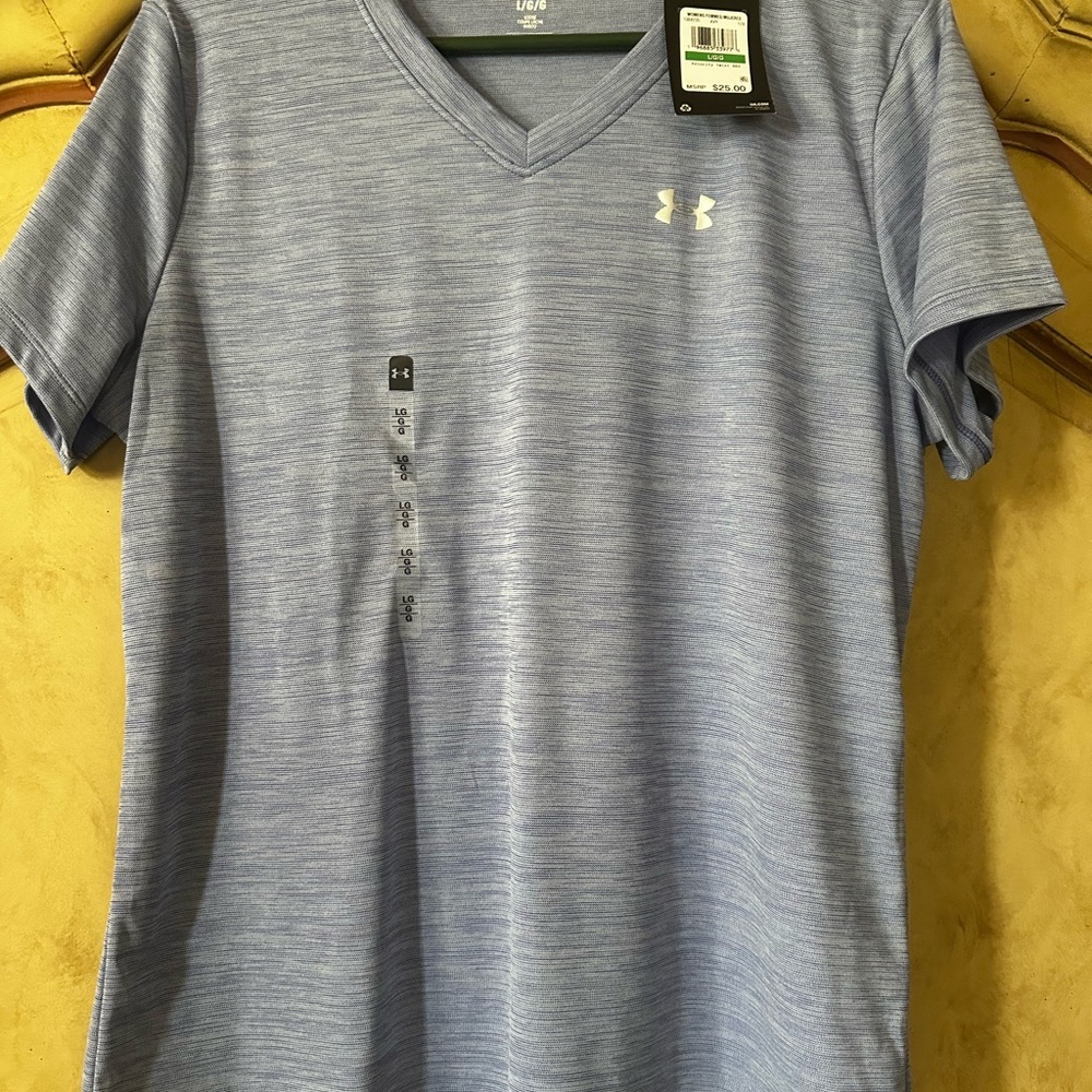NWT Under Armour Blue Short Sleeve V Neck Tee Moisture-Wicking Size Large